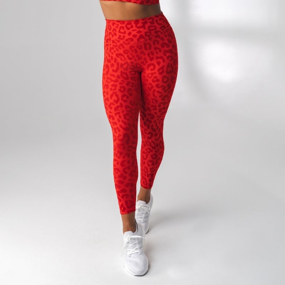 The Lux Pant XL Panther Fire 🔥 NWT